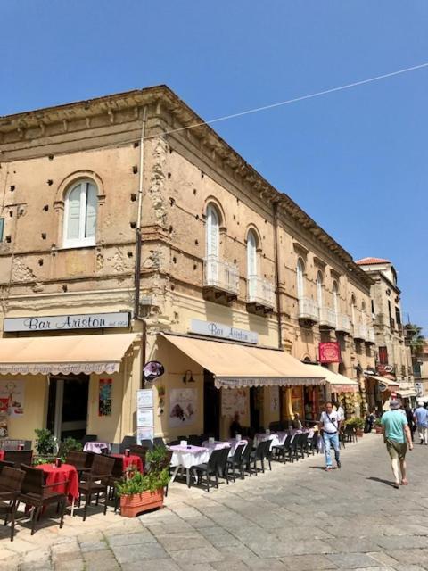 Palazzo Naso Bed and Breakfast Tropea Buitenkant foto